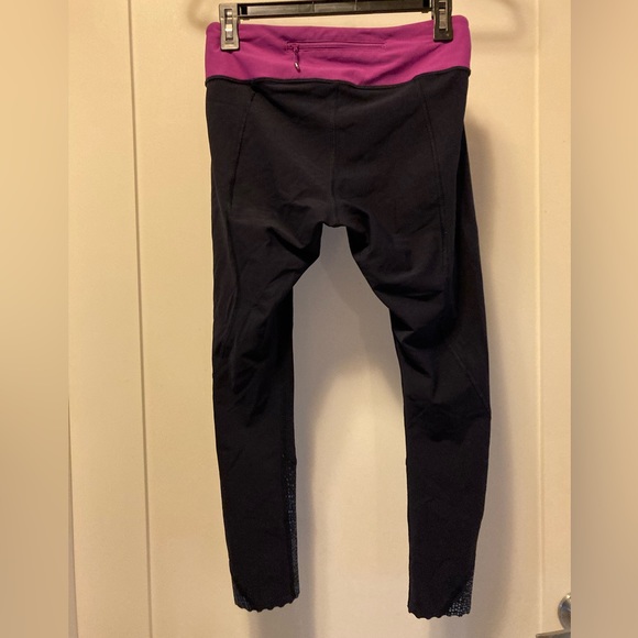 Lululemon Tight Stuff II Reflective Dots Scallop Hem - Picture 5 of 6